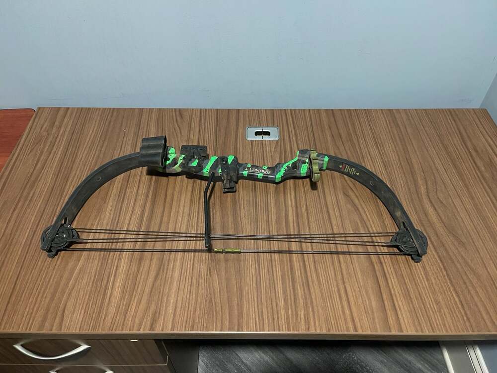 BARNETT TOMCAT 2 YOUTH BOW